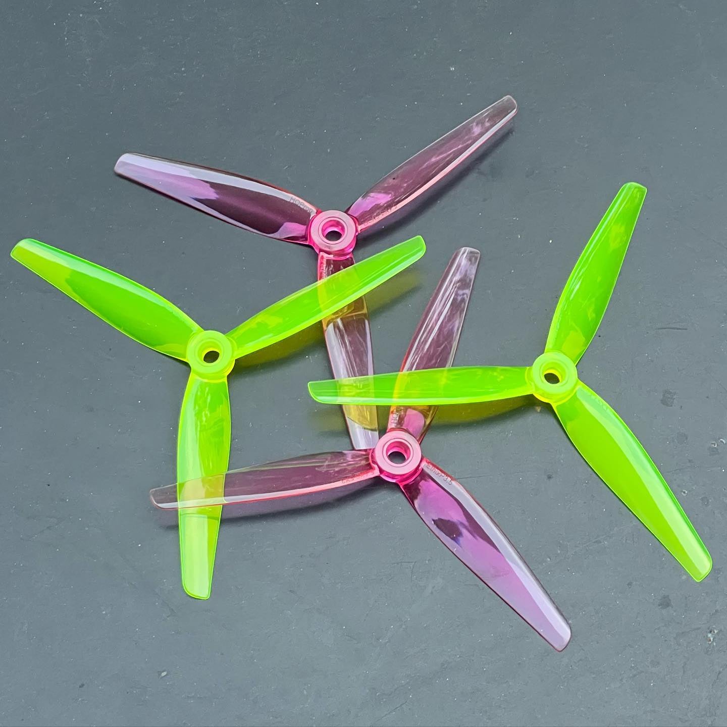 Ethix P3.5 5.1x3.5x3 Stunning Rad Berry Propellers
