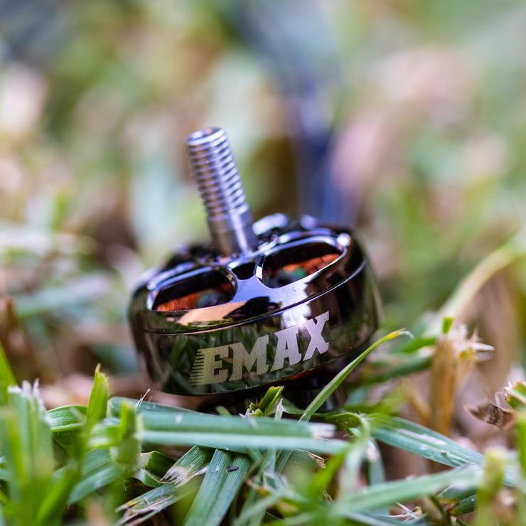 Get Your EMAX ECO II Series 2207 Brushless Motor with 1700KV/1900KV/2400KV Options